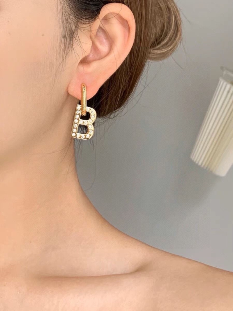 Ba1en*iaga earrings